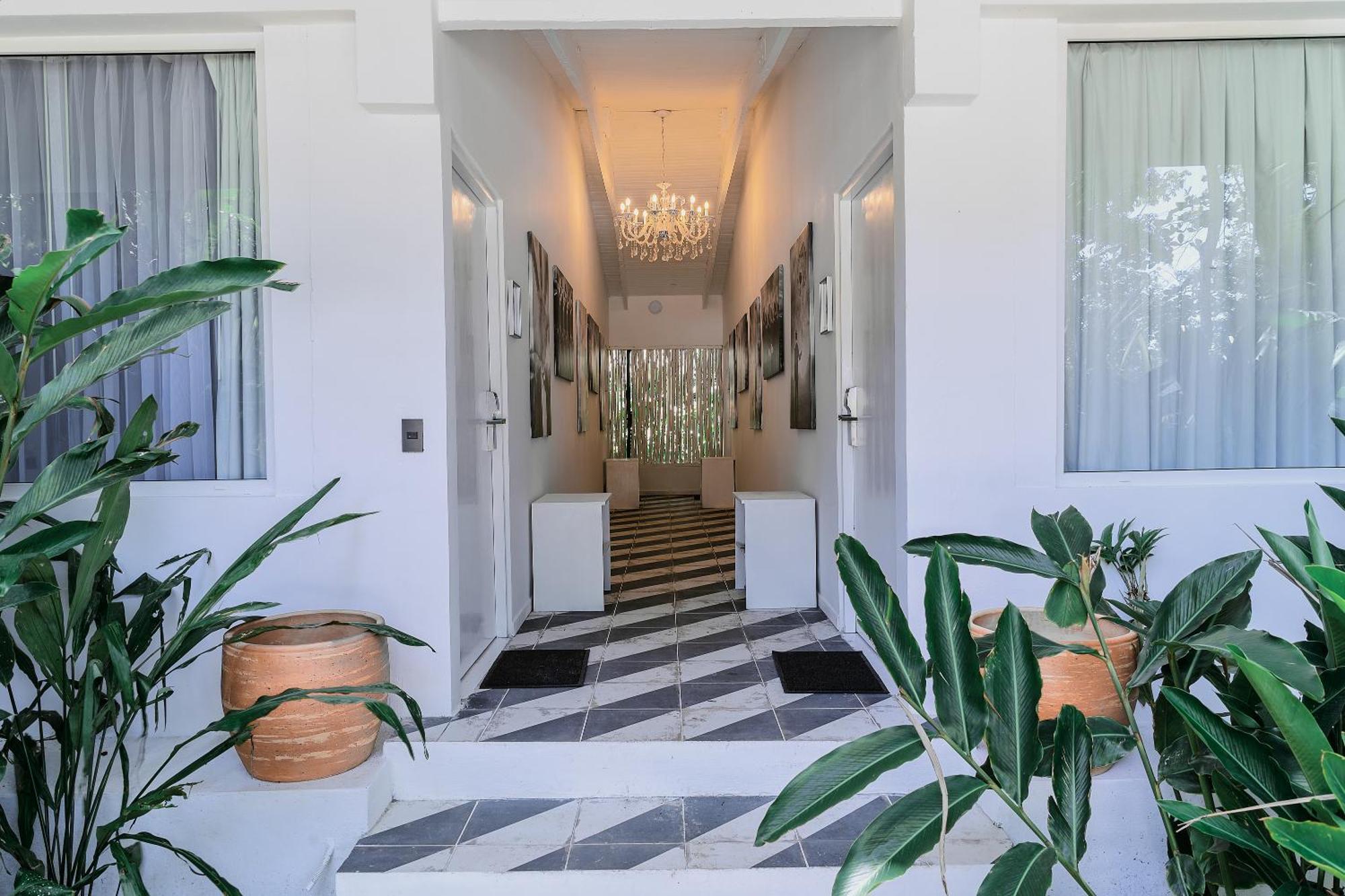 Le Cameleon Boutique Hotel Puerto Viejo de Talamanca Экстерьер фото